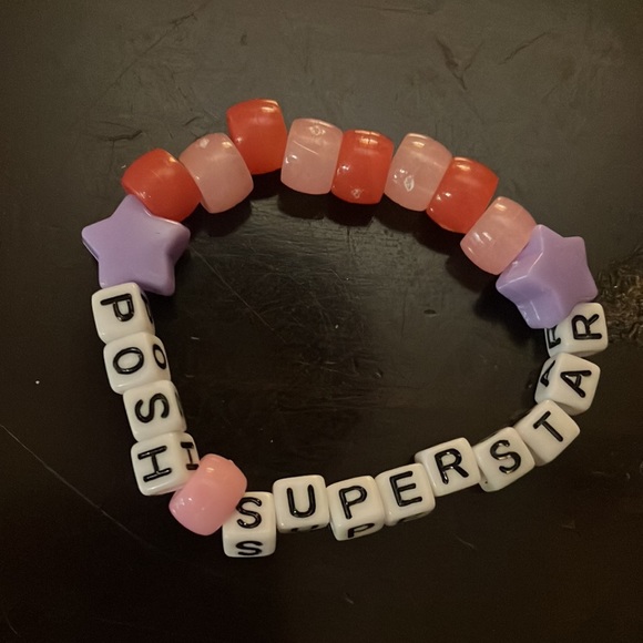 Hand Crafted Jewelry - NEW Posh Theme Beaded Bracelet- Posh Superstar